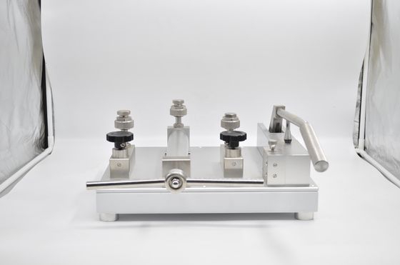 Mejore su proceso de calibración con nuestra máquina avanzada de calibración de manómetros de presión