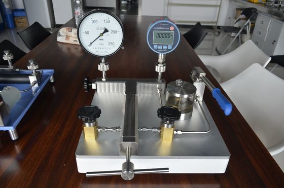 HS706 Comparador hidráulico para aceite Instrumento de ensayo de 0-1600 bar
