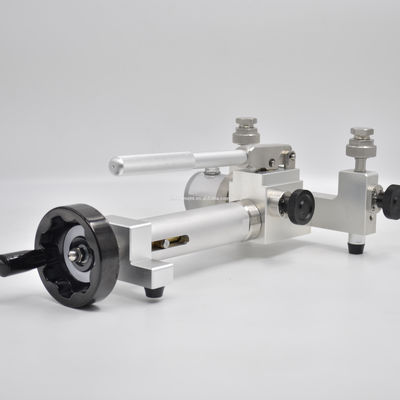 HS705 Comparación de la presión hidráulica de la bomba Rango de presión 0-600/700 bar para el sector industrial