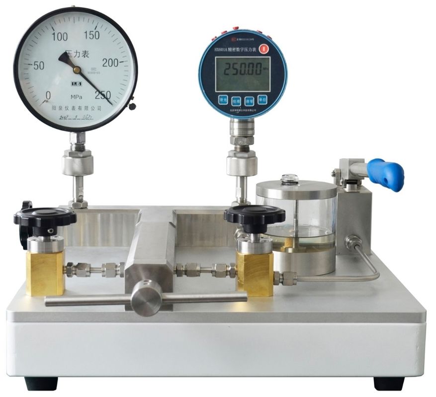 Bomba manual de alta presión para medios de trabajo 25 Transformador de aceite Rango de presión 0-2500 bar